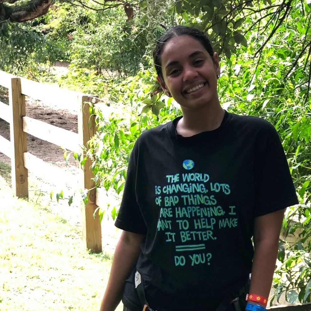 Meet your Posher, Dee